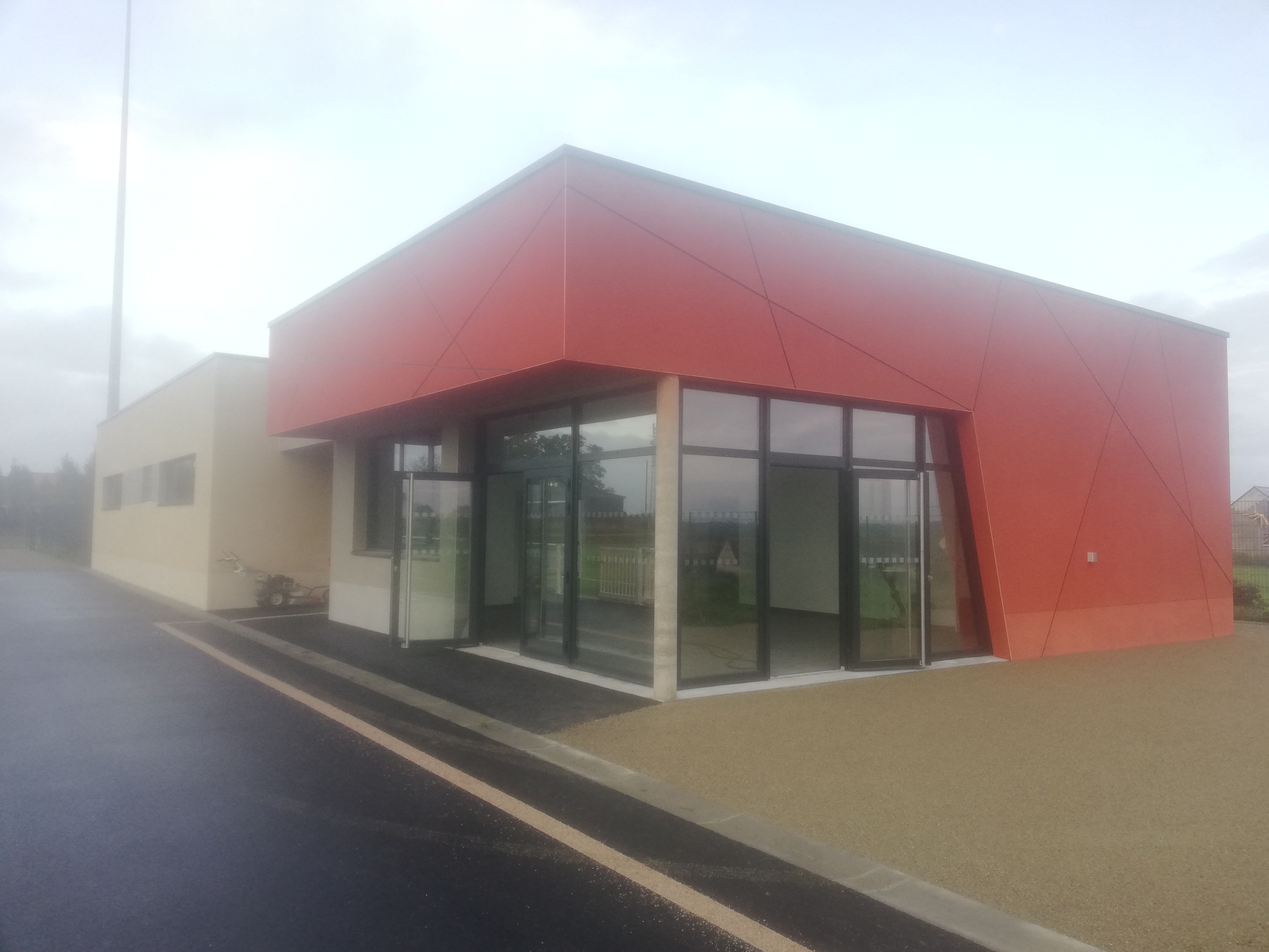 Grande baie coulissante vestiaire